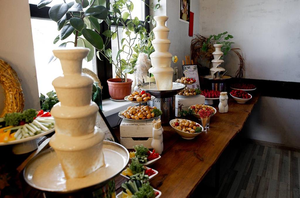 Трио фонтанов: Веган, Майонез, Бейлиз на Event тусе 